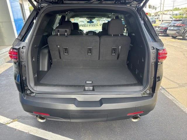 used 2023 Chevrolet Traverse car, priced at $28,499