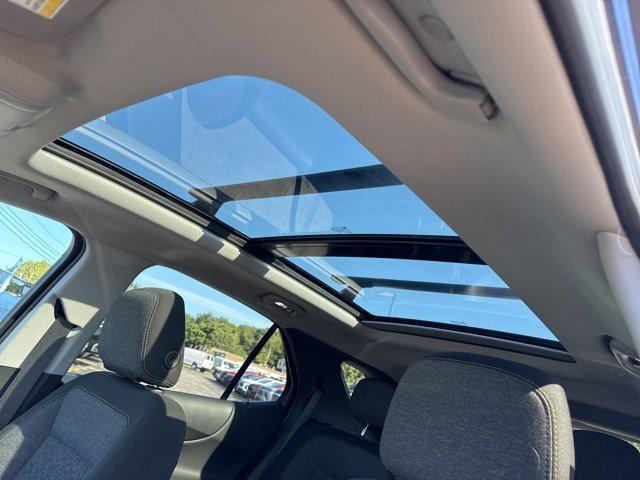 used 2022 Chevrolet Equinox car, priced at $21,999