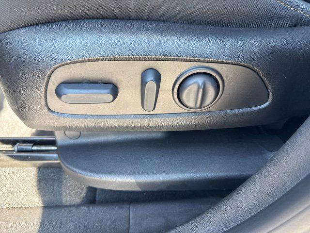 used 2022 Chevrolet Equinox car, priced at $21,999