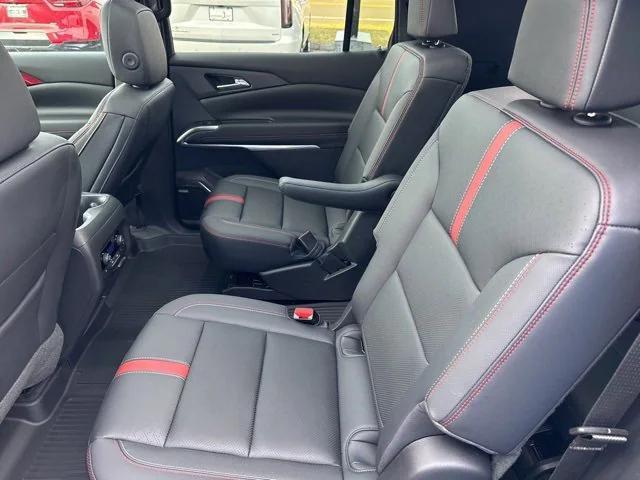 used 2024 Chevrolet Traverse car, priced at $55,900
