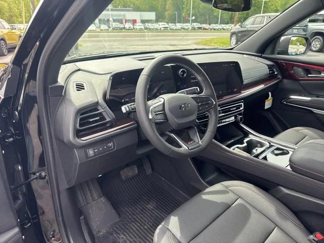 new 2025 Chevrolet Traverse car, priced at $50,270