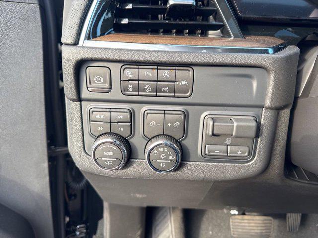 new 2025 Chevrolet Tahoe car, priced at $95,450