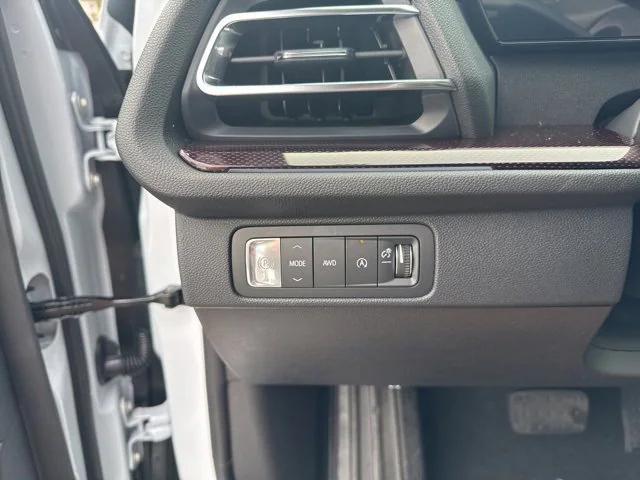 new 2026 Chevrolet Traverse car, priced at $51,790