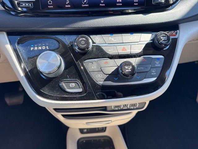 used 2021 Chrysler Pacifica car, priced at $16,959