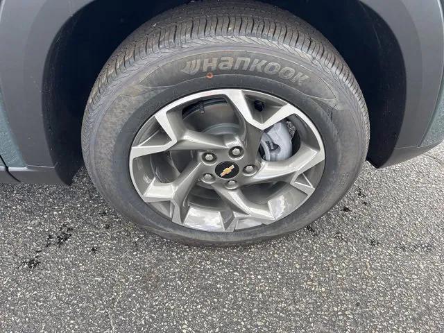 new 2026 Chevrolet Trax car, priced at $25,335