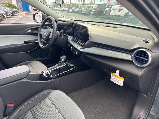 new 2026 Chevrolet Trax car, priced at $25,335
