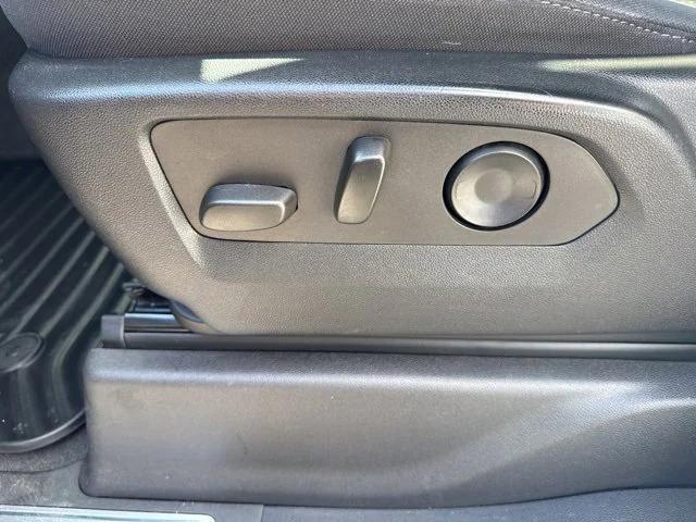 used 2022 Chevrolet Silverado 1500 car, priced at $35,292