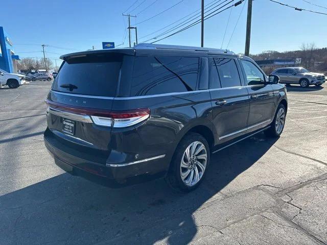 used 2022 Lincoln Navigator L car, priced at $49,900