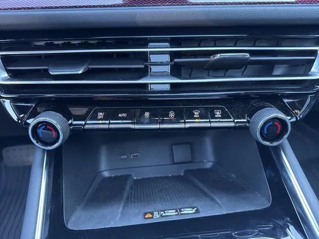 used 2024 Chevrolet Traverse car, priced at $53,788