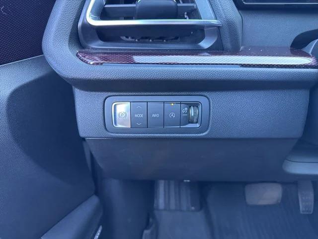 used 2024 Chevrolet Traverse car, priced at $53,788