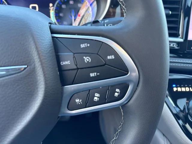 used 2023 Chrysler Pacifica car, priced at $28,500