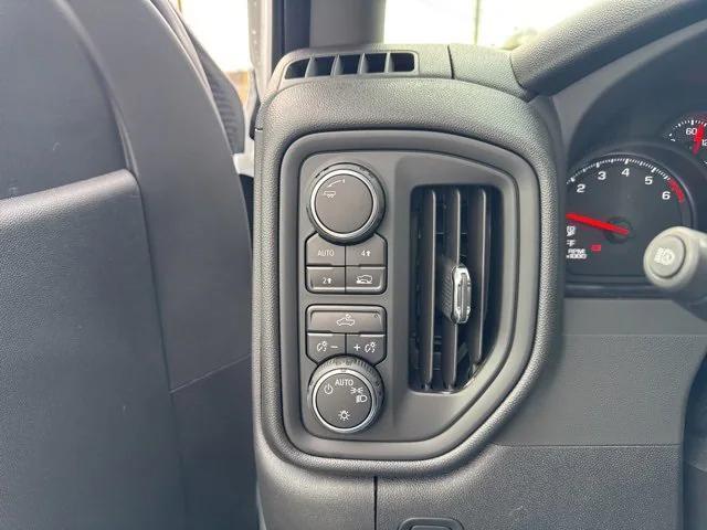 new 2025 Chevrolet Silverado 1500 car, priced at $47,620