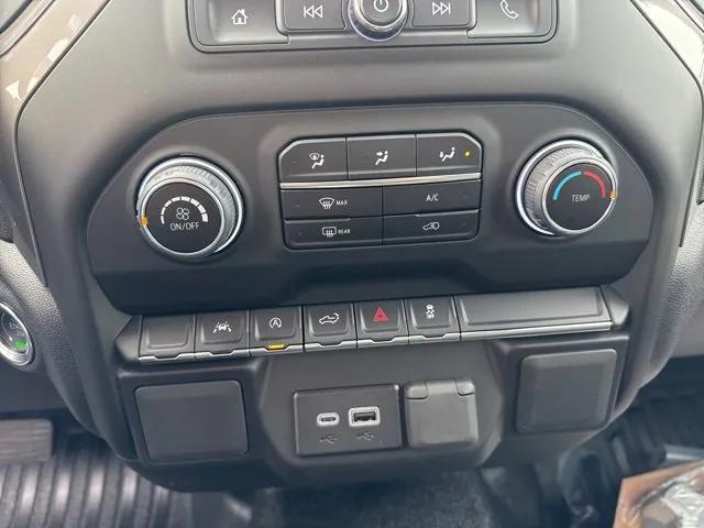 new 2025 Chevrolet Silverado 1500 car, priced at $47,620