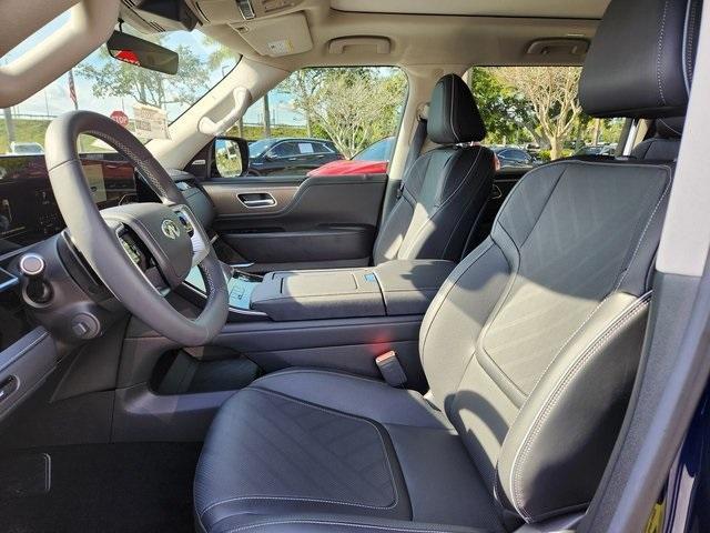 new 2025 INFINITI QX80 car, priced at $91,999