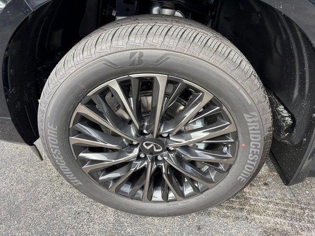 new 2026 INFINITI QX80 car, priced at $108,420