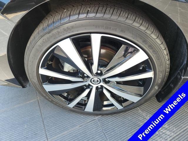 used 2022 Nissan Altima car, priced at $18,500