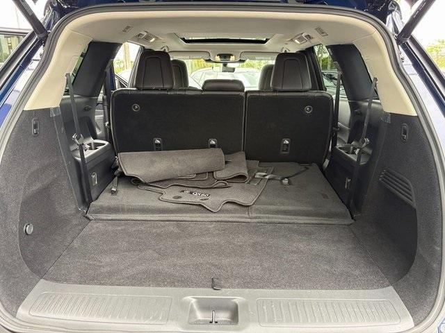 used 2025 INFINITI QX60 car