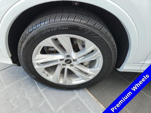 used 2023 Audi Q7 car, priced at $35,294