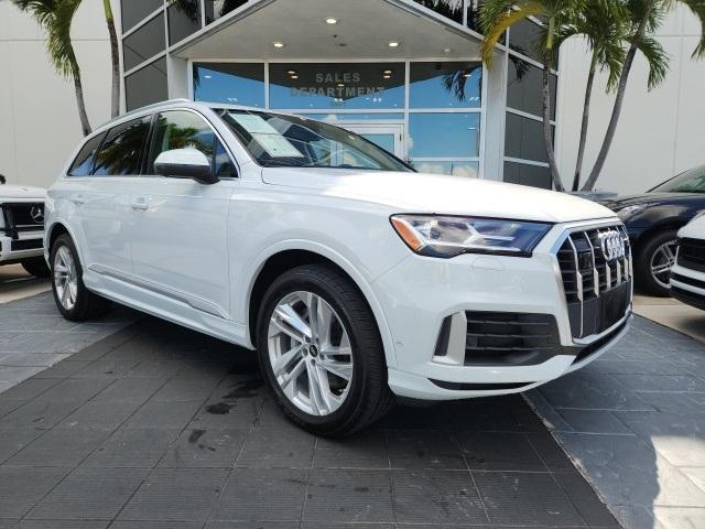 used 2023 Audi Q7 car, priced at $35,294