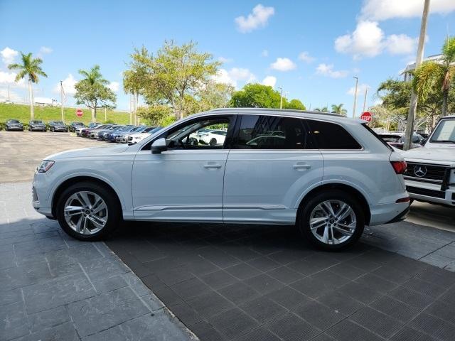 used 2023 Audi Q7 car, priced at $35,294