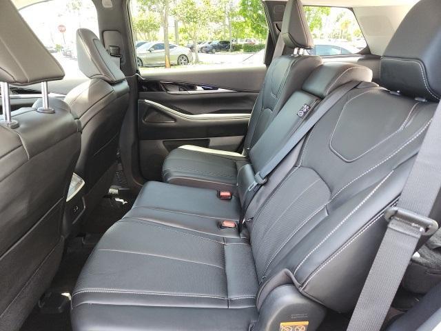 used 2025 INFINITI QX60 car, priced at $39,989
