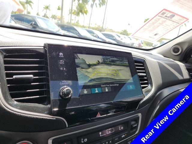 used 2022 Honda Pilot car, priced at $29,899