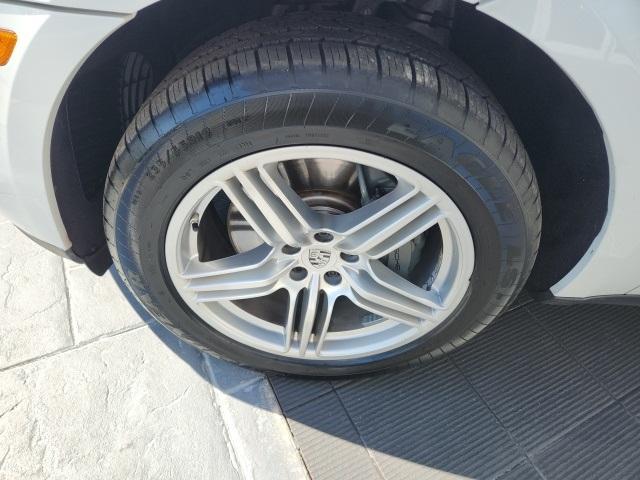 used 2020 Porsche Macan car, priced at $33,995