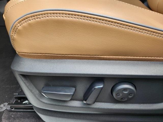 new 2025 INFINITI QX80 car, priced at $90,351