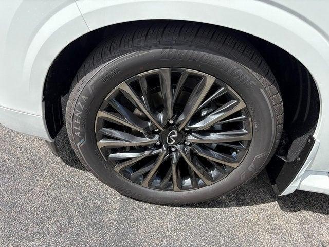new 2026 INFINITI QX80 car, priced at $109,600