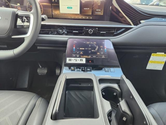 new 2025 INFINITI QX80 car, priced at $95,162