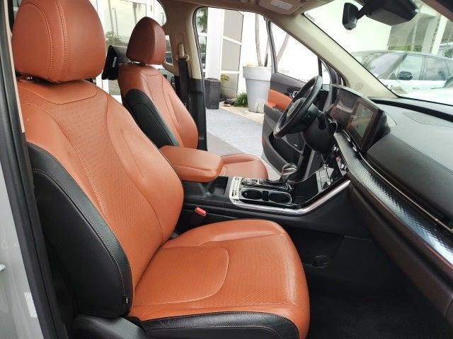 used 2024 Kia Carnival car, priced at $38,344