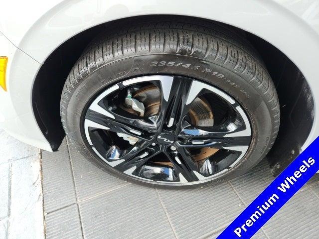 used 2024 Kia K5 car, priced at $23,437