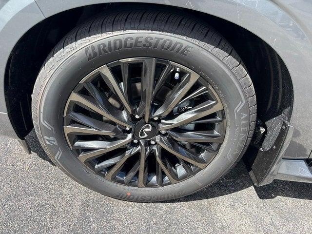 new 2026 INFINITI QX80 car, priced at $109,400