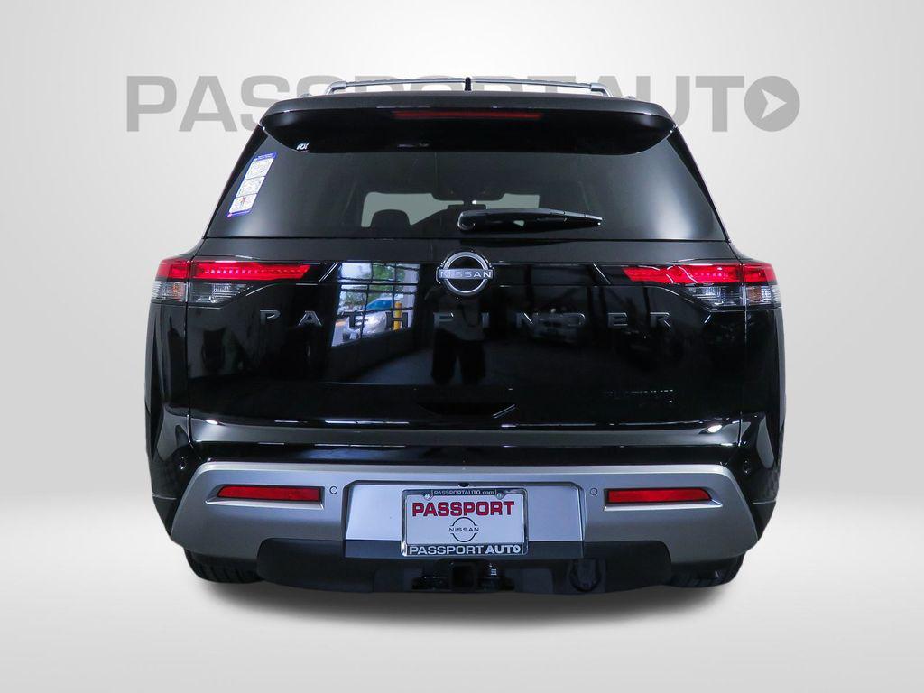 new 2025 Nissan Pathfinder car, priced at $47,744