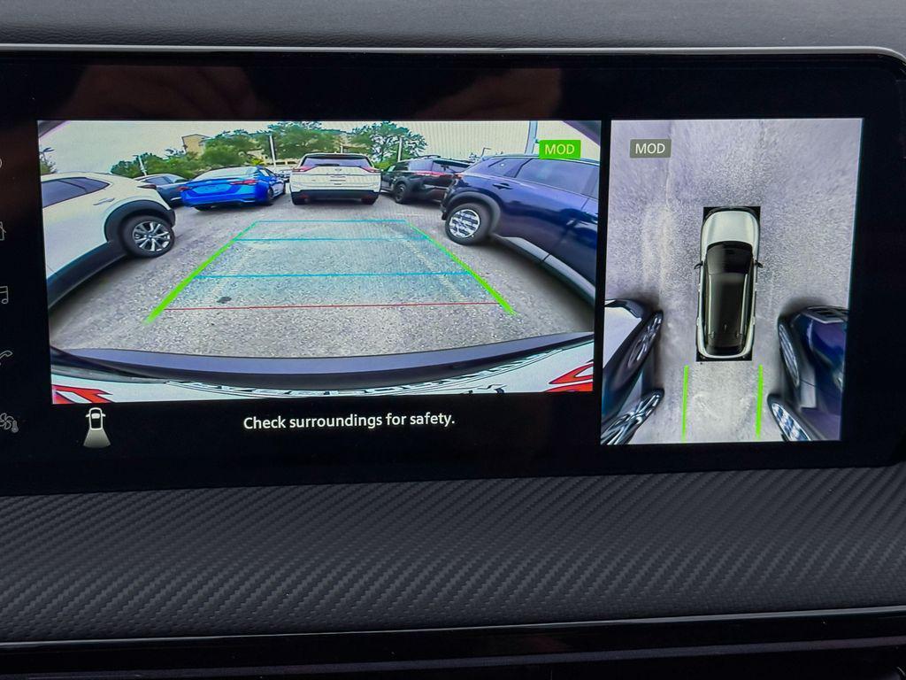 new 2025 Nissan Kicks car, priced at $30,092