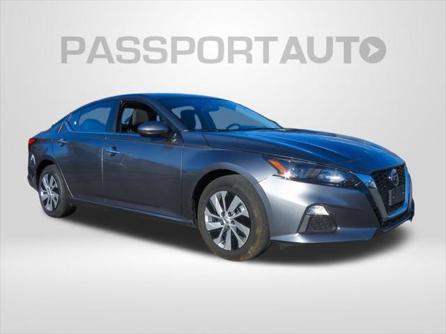 used 2022 Nissan Altima car, priced at $19,750