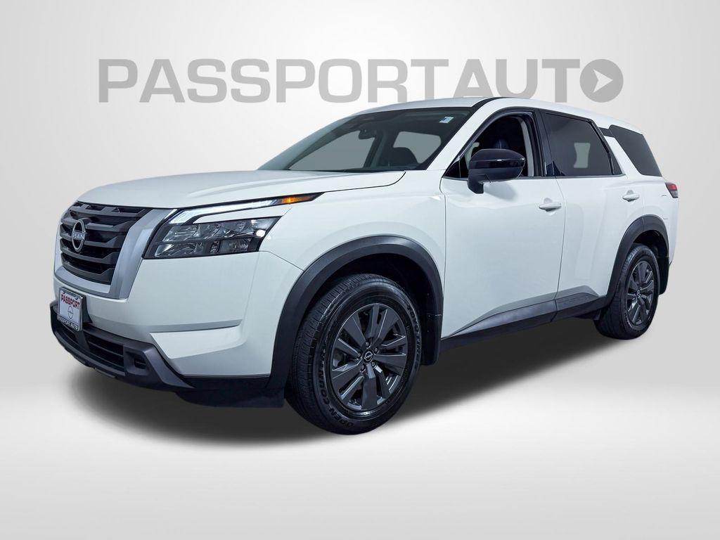 used 2024 Nissan Pathfinder car, priced at $31,000