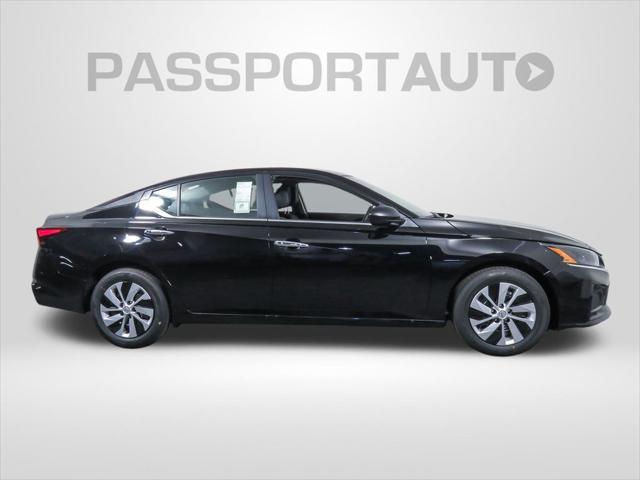 new 2025 Nissan Altima car, priced at $25,795