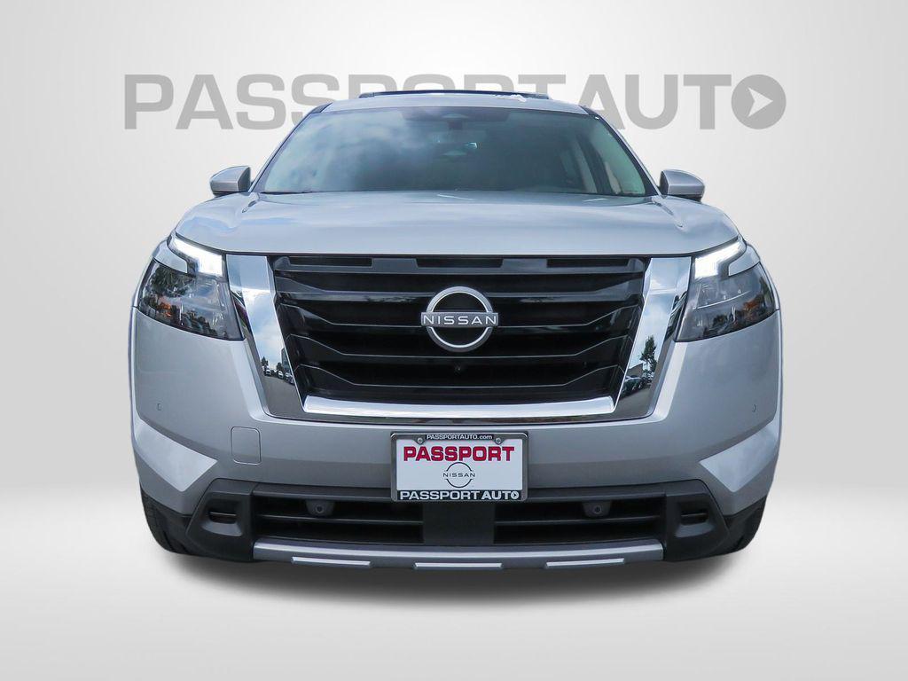 new 2025 Nissan Pathfinder car, priced at $48,967