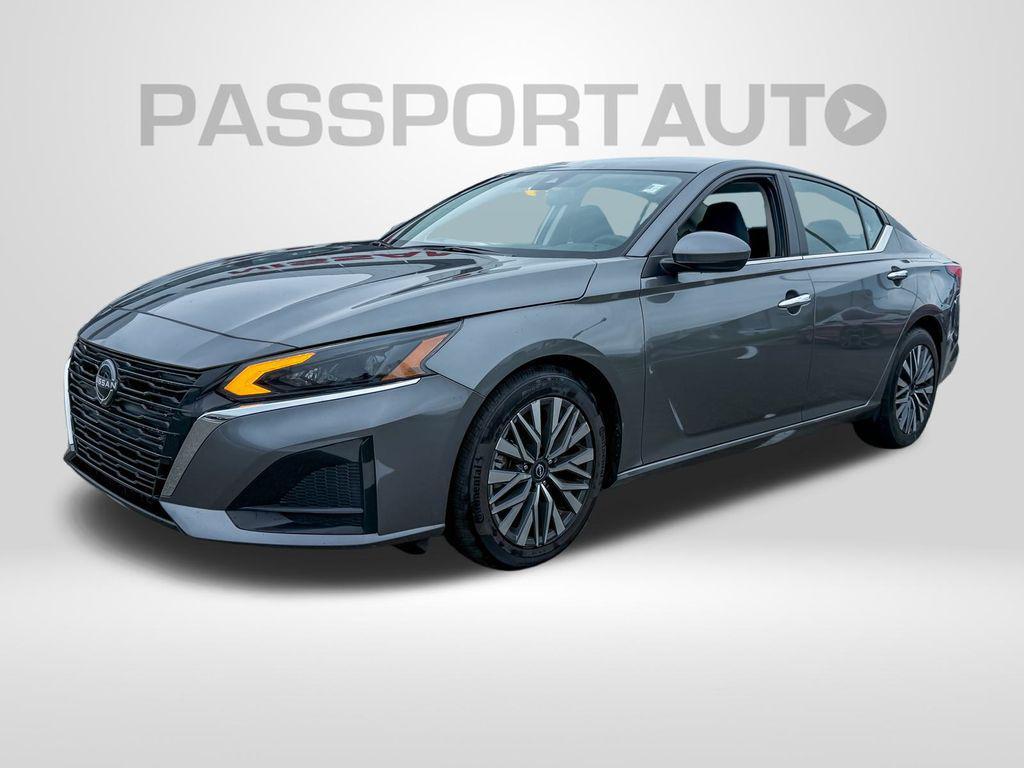 used 2023 Nissan Altima car, priced at $20,000