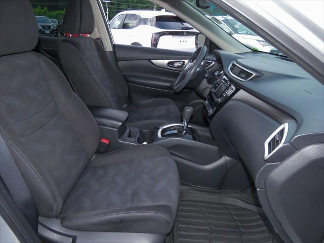 used 2015 Nissan Rogue car, priced at $13,500