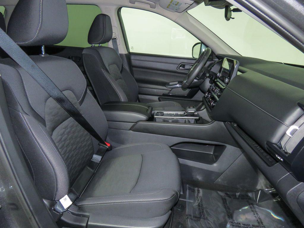 used 2024 Nissan Pathfinder car, priced at $32,000
