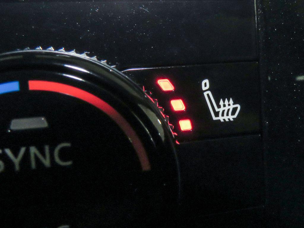 used 2024 Nissan Pathfinder car, priced at $32,000