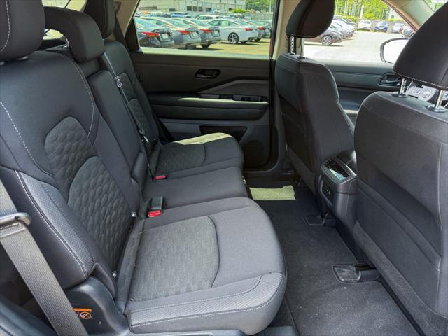 used 2024 Nissan Pathfinder car, priced at $33,500