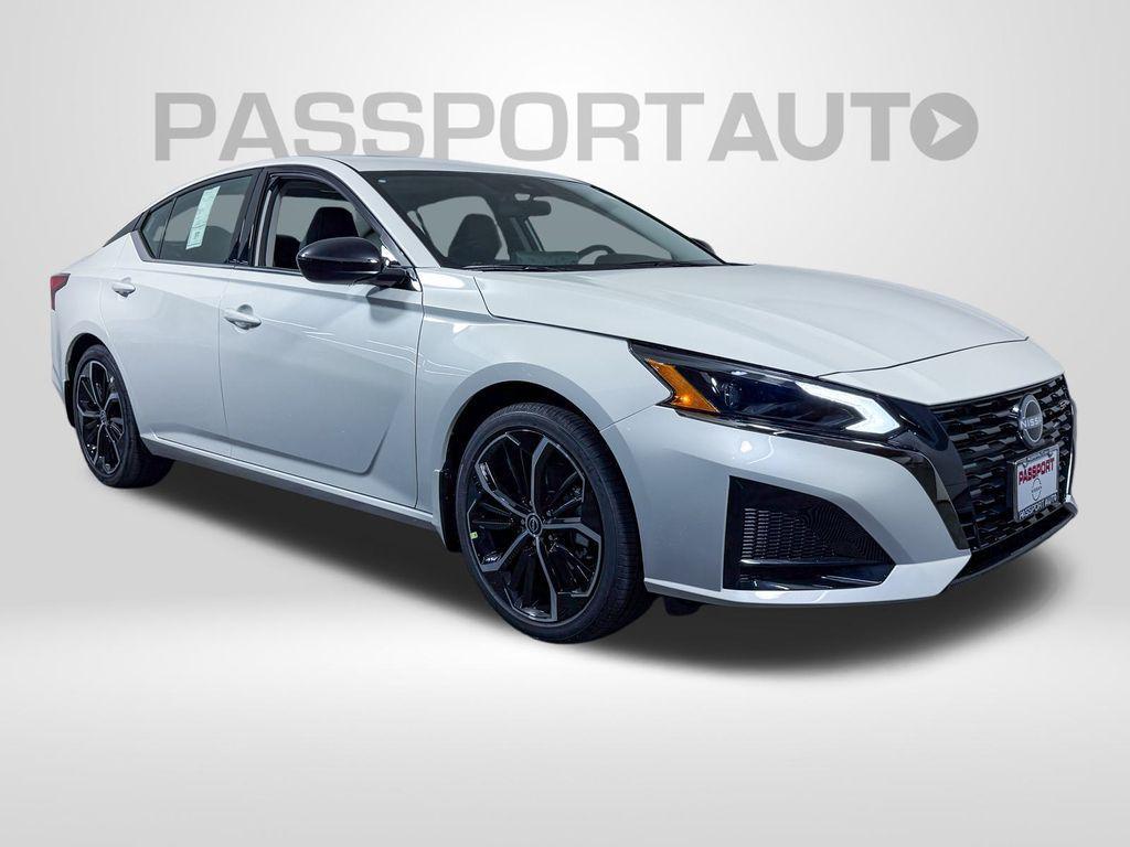 new 2025 Nissan Altima car, priced at $33,278