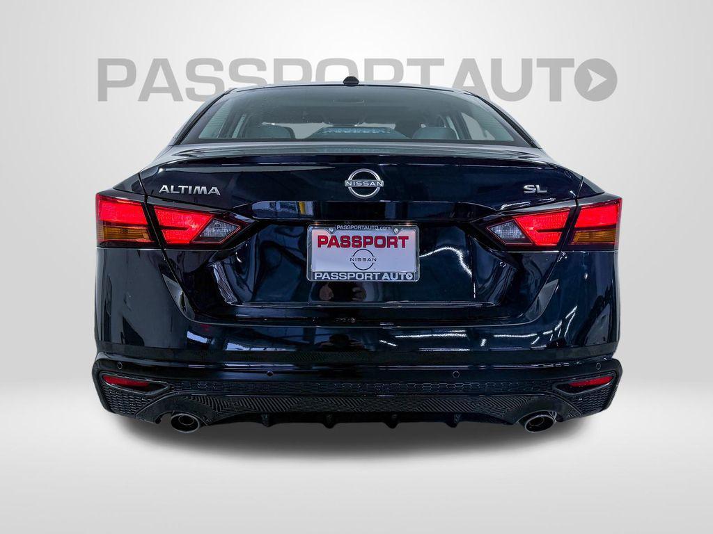 new 2025 Nissan Altima car, priced at $33,378