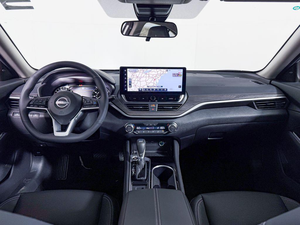 new 2025 Nissan Altima car, priced at $33,378