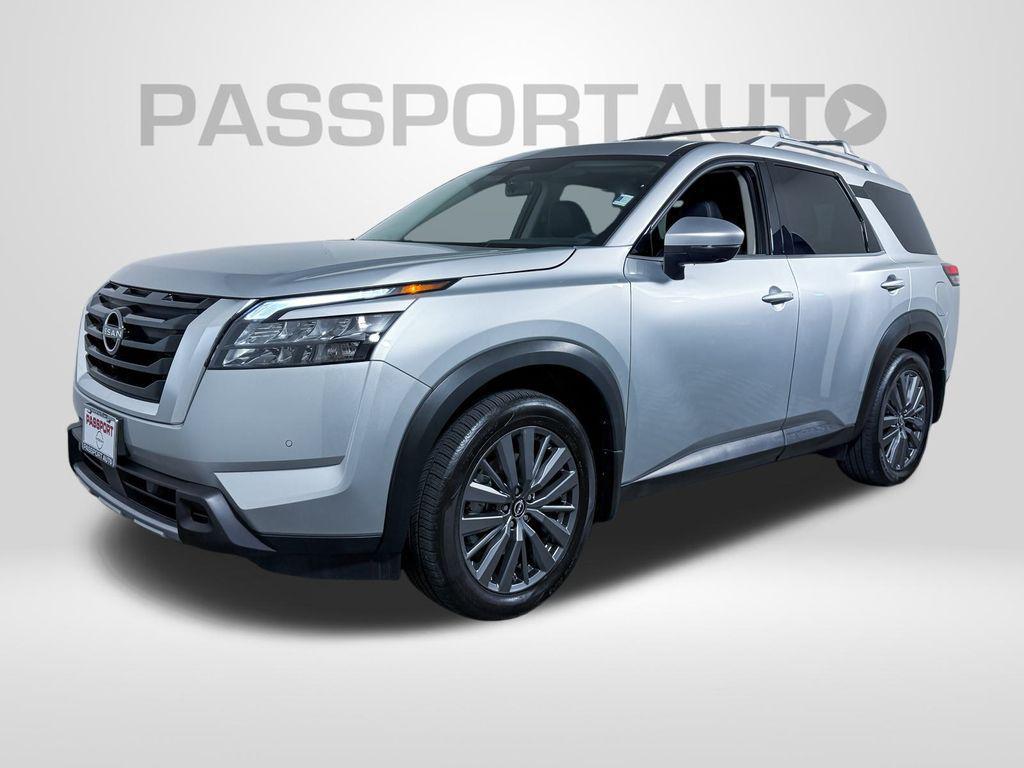 used 2025 Nissan Pathfinder car, priced at $39,500