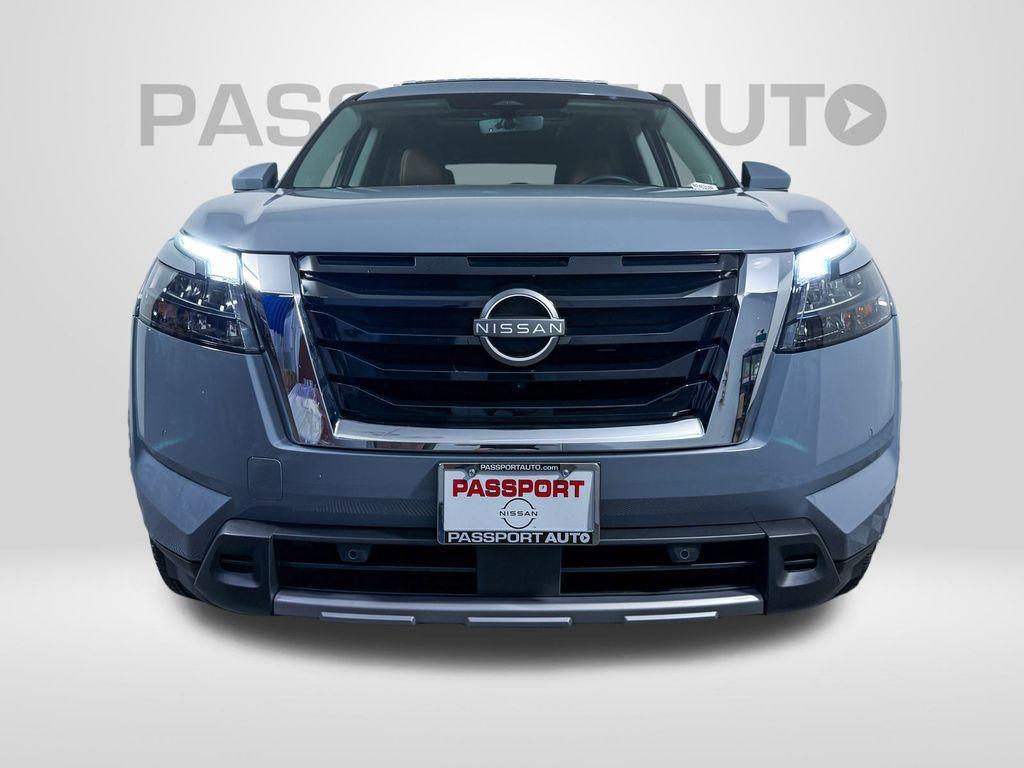 used 2025 Nissan Pathfinder car, priced at $44,000