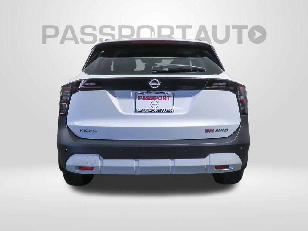 new 2025 Nissan Kicks car, priced at $29,967